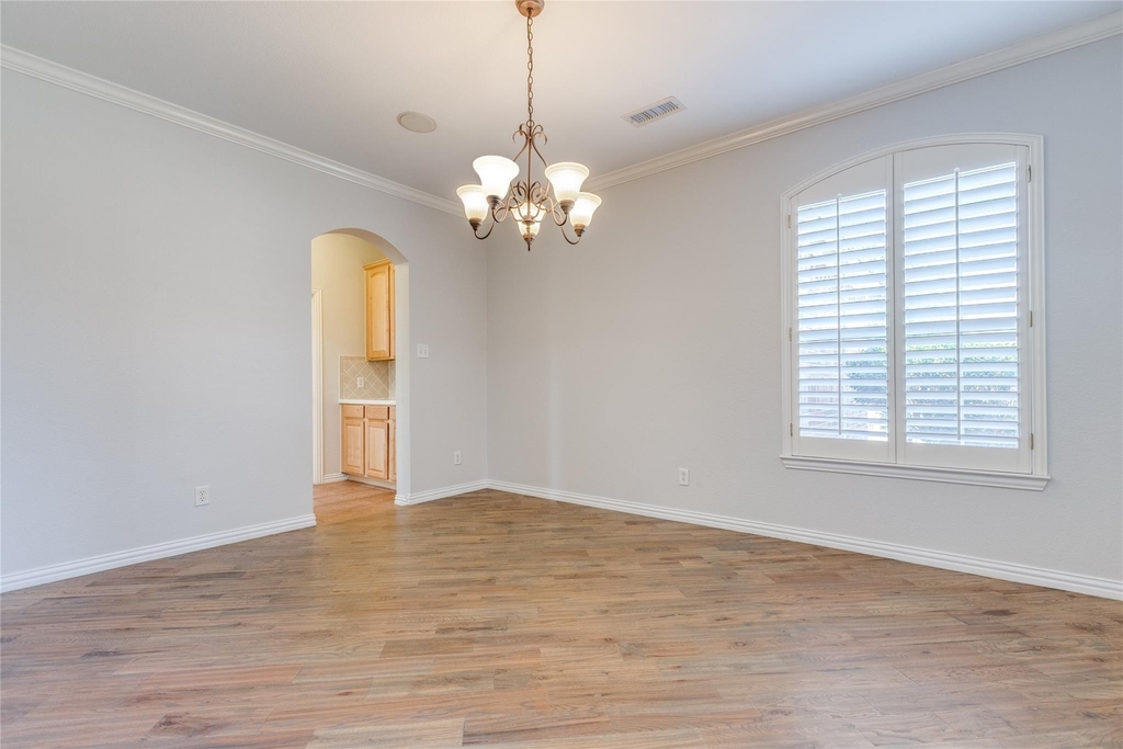 3401 Maddock Drive - Photo 5