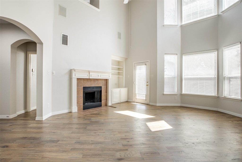 3401 Maddock Drive - Photo 4
