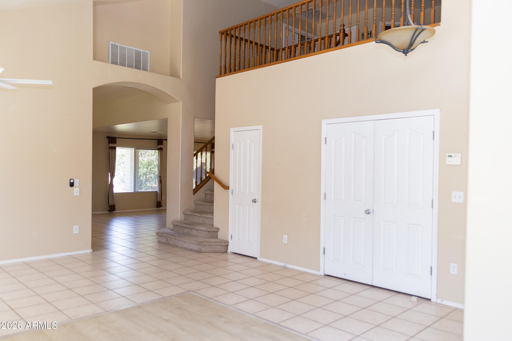 720 W Hancock Avenue - Photo 10