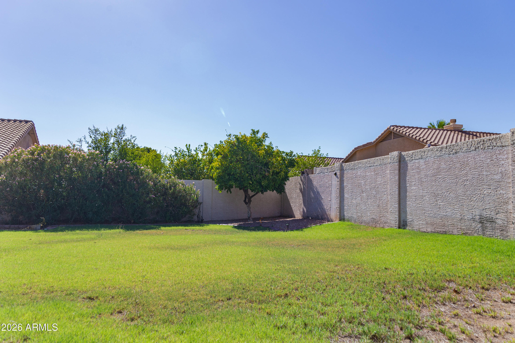 720 W Hancock Avenue - Photo 38