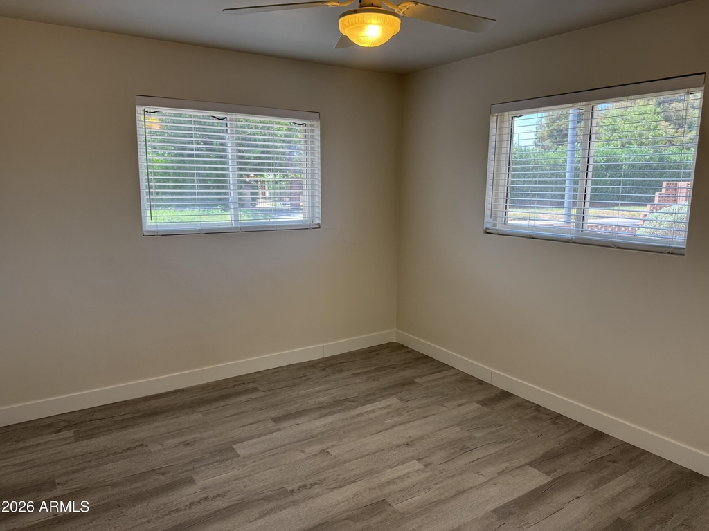 598 W Flint Street - Photo 15
