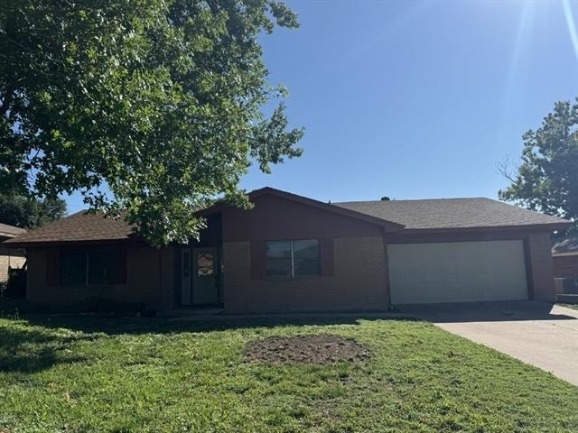 208 Prairie Wind Boulevard - Photo 0