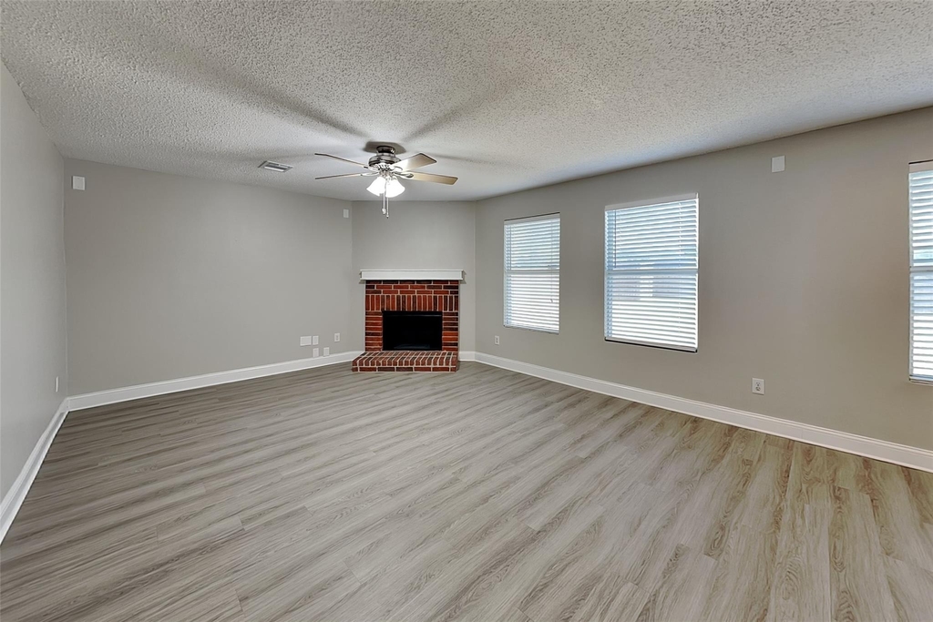 2257 Bradford Pear Drive - Photo 3