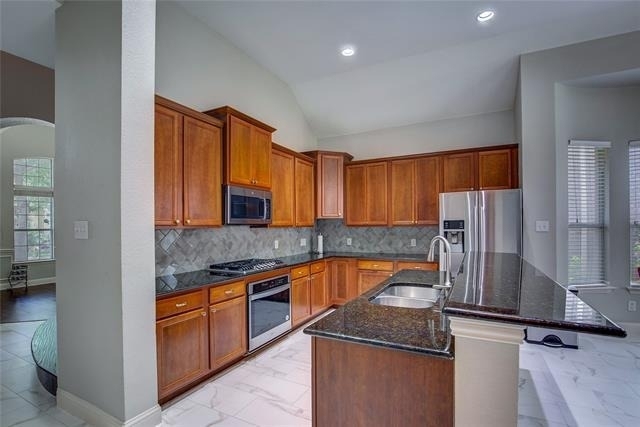 3509 New Castle Court - Photo 3