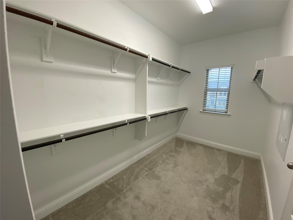 1919 Diyaa Court - Photo 22