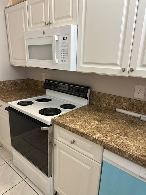 1004 Twin Lakes Drive - Photo 17