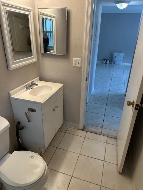1004 Twin Lakes Drive - Photo 11