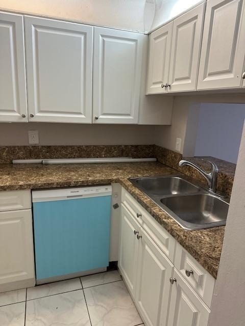 1004 Twin Lakes Drive - Photo 16