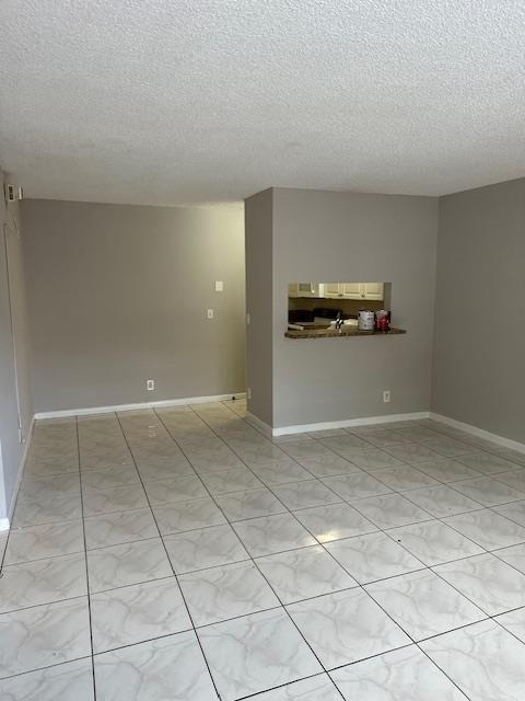 1004 Twin Lakes Drive - Photo 4