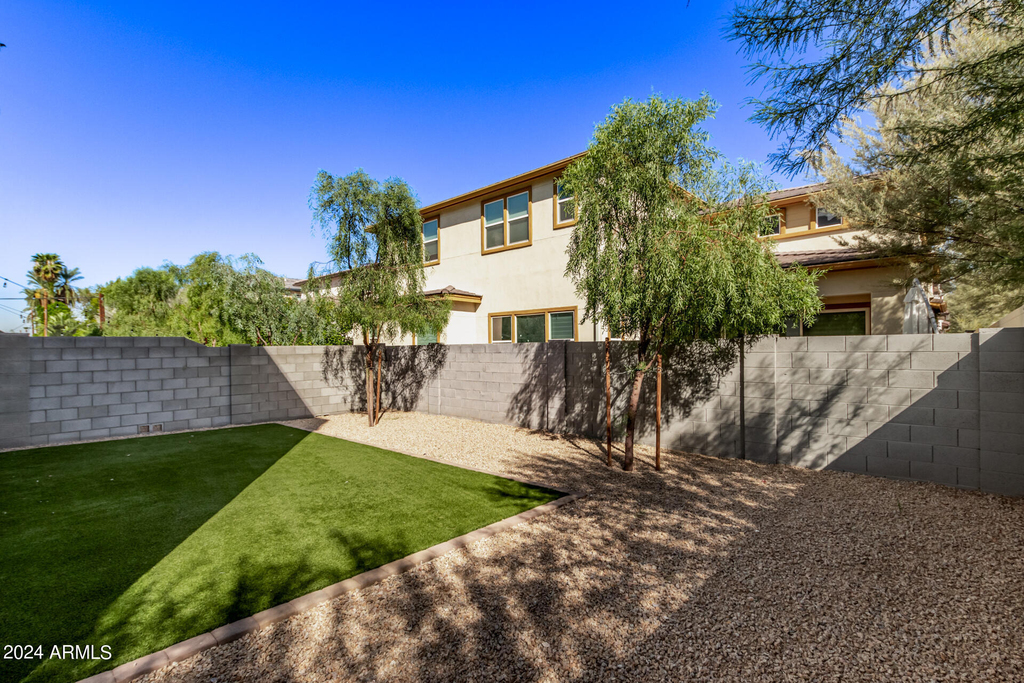 6618 N 16th Street - Photo 32