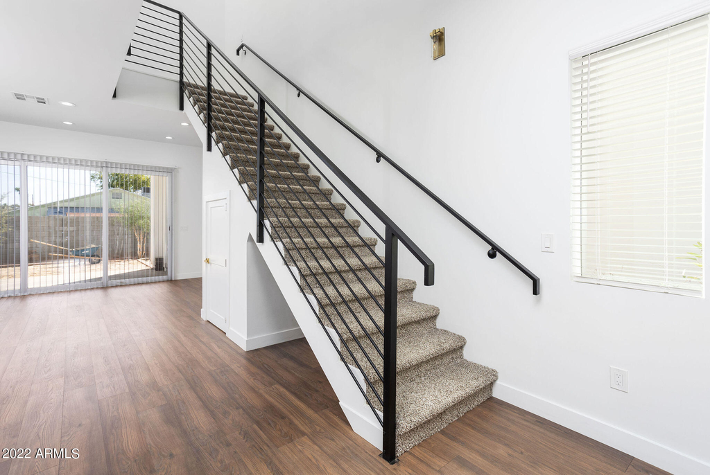 6618 N 16th Street - Photo 9