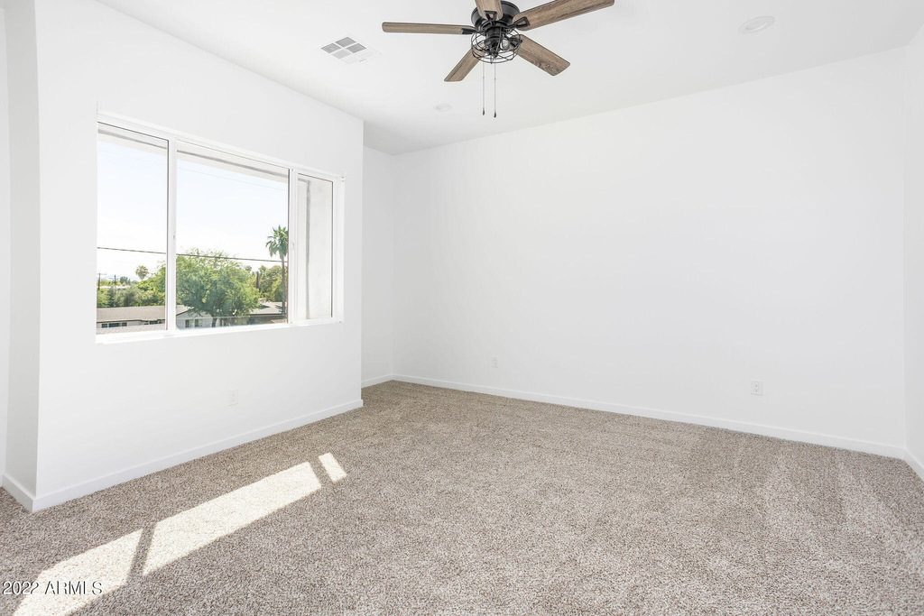 6618 N 16th Street - Photo 13