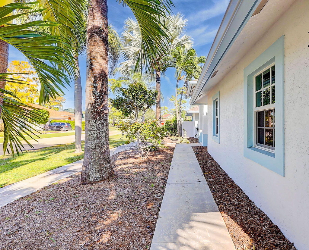 1176 Staghorn Street - Photo 24