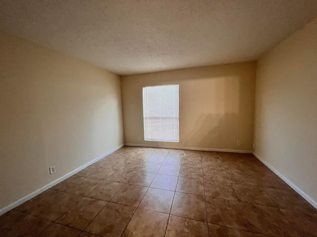 1500 N Congress Avenue - Photo 20