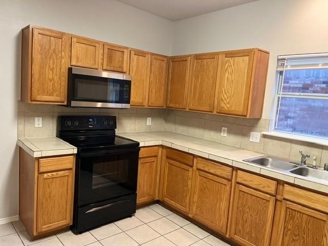 2053 Meadow Park Drive - Photo 10