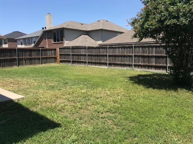 2053 Meadow Park Drive - Photo 27