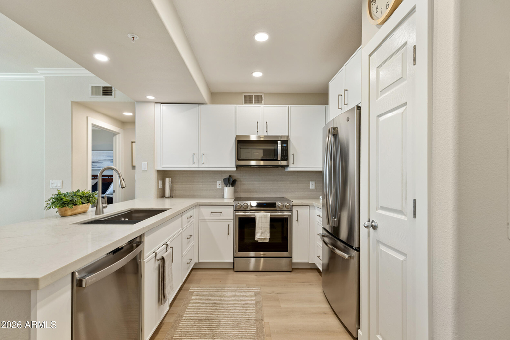 19777 N 76th Street - Photo 5