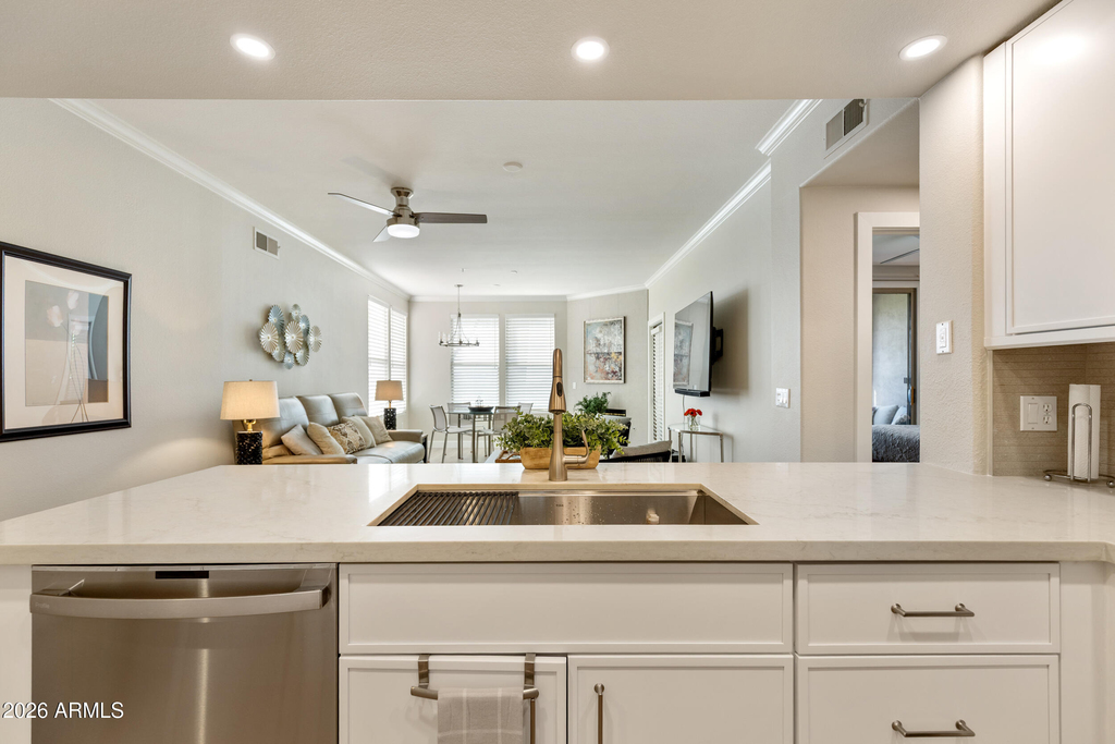 19777 N 76th Street - Photo 6