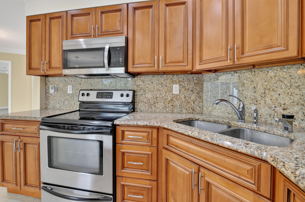 899 Granada Drive - Photo 11