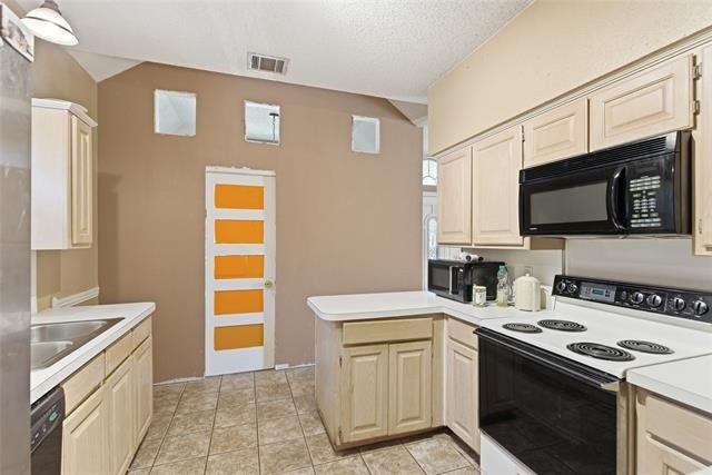 1701 Creekway Drive - Photo 8