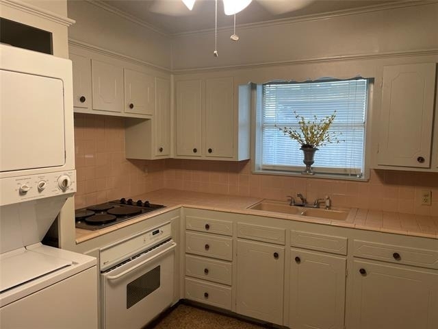 725 Elmwood Drive - Photo 4