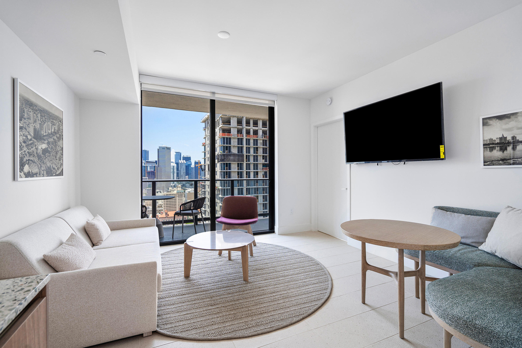 601 Ne 1st Avenue - Photo 5