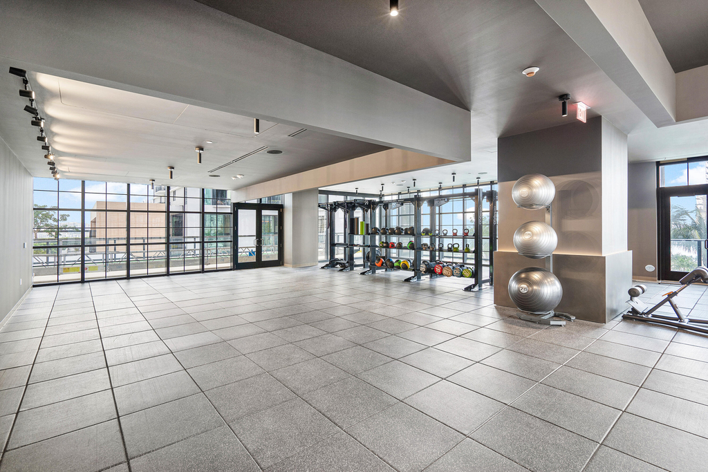 601 Ne 1st Avenue - Photo 41