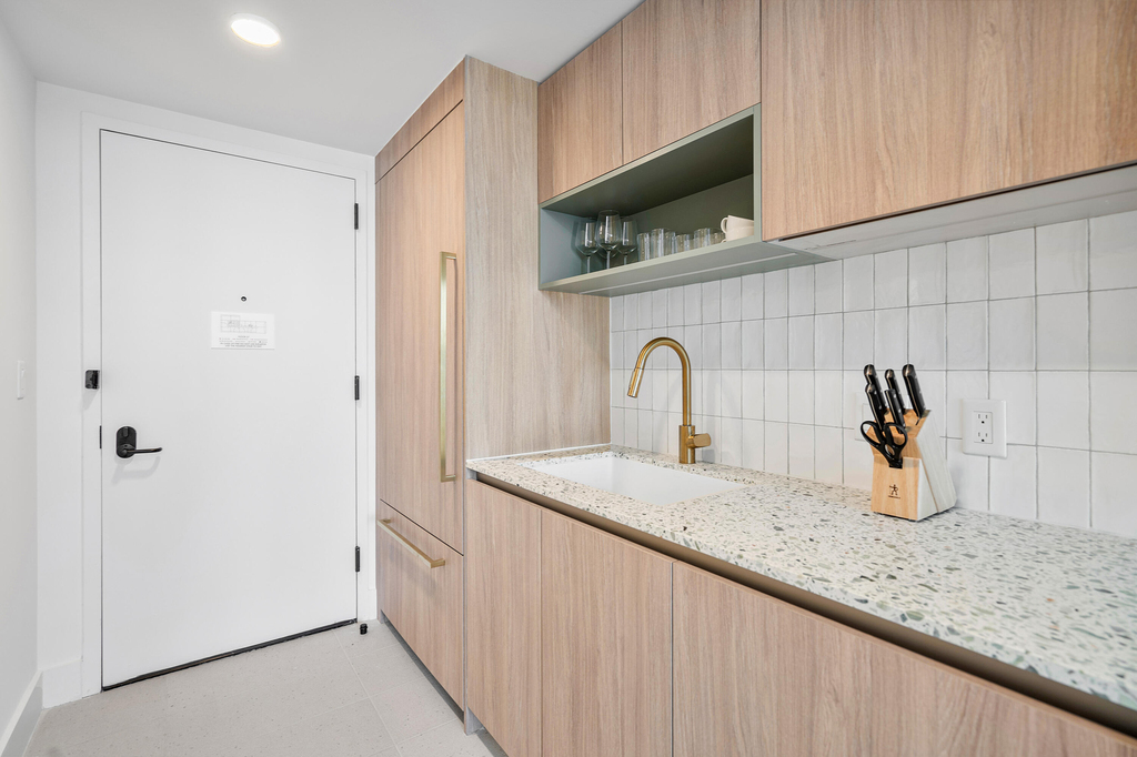 601 Ne 1st Avenue - Photo 4