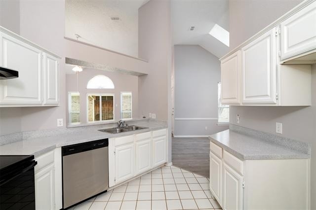 1329 Maywood Court - Photo 9