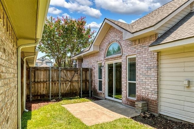 1329 Maywood Court - Photo 21