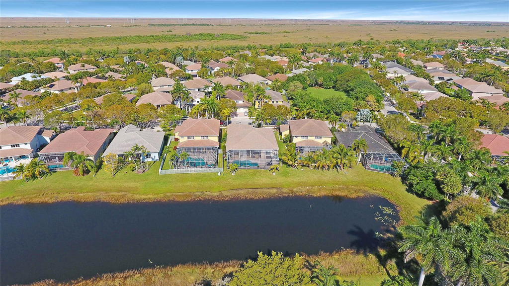 1182 Peregrine Way - Photo 2