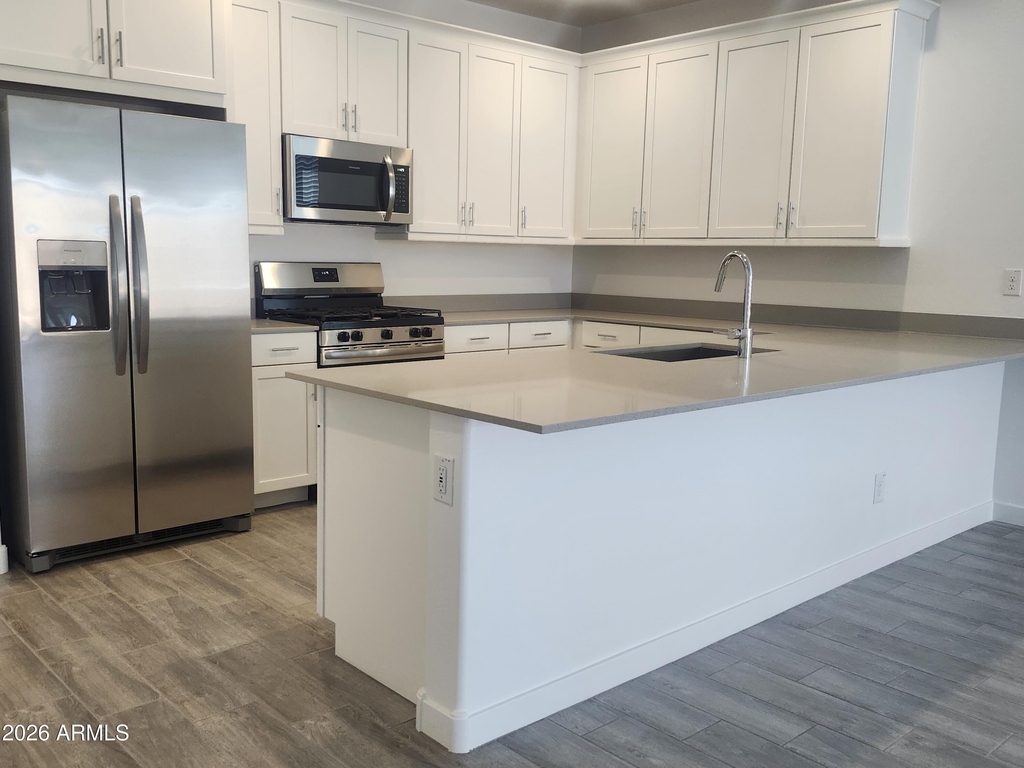 24924 N 167th Avenue - Photo 3