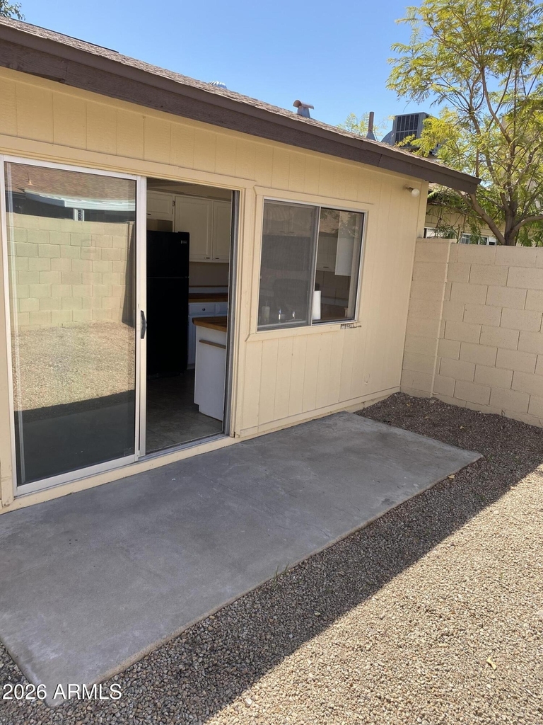 5138 W Vogel Avenue - Photo 10