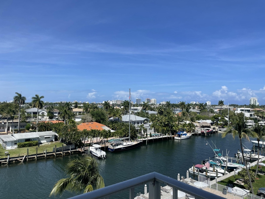 1731 Se 15th Street - Photo 8