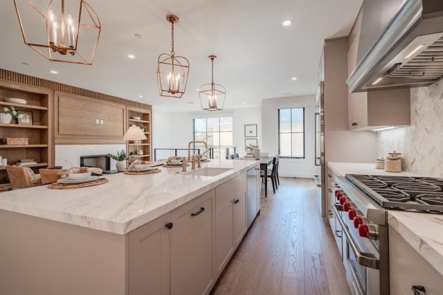 4128 University Boulevard - Photo 2