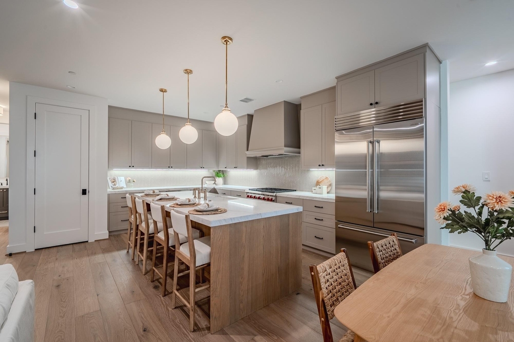 4114 Emerson Avenue - Photo 1