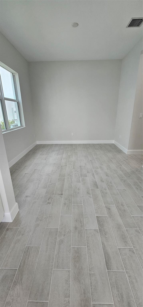 5461 Empire Drive - Photo 9