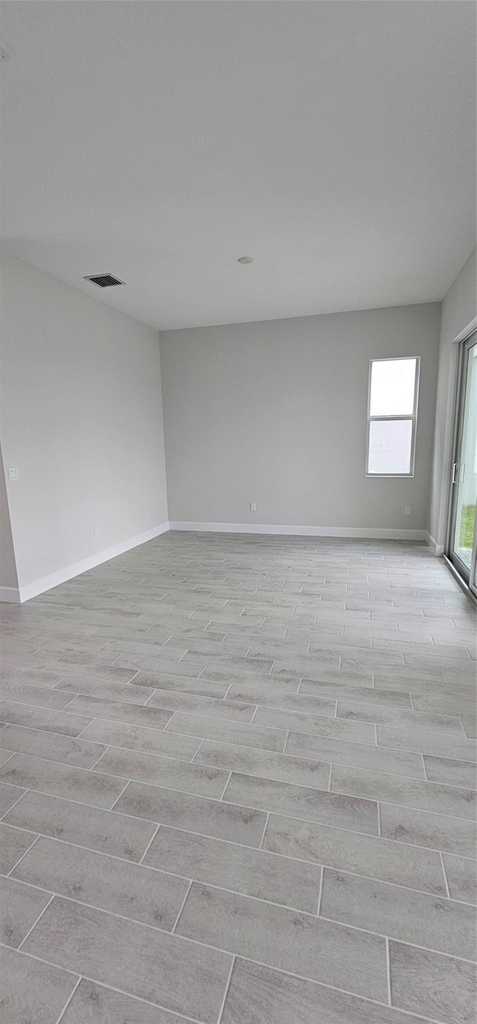 5461 Empire Drive - Photo 10