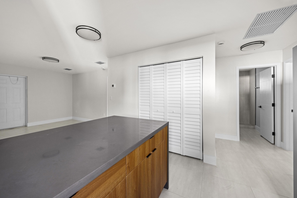 1181 Nw 66th Street - Photo 14