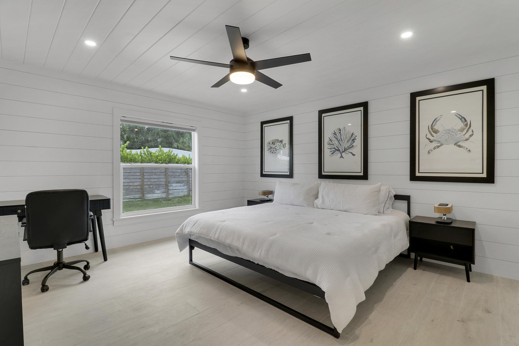 2443 E Edgewater Drive - Photo 39