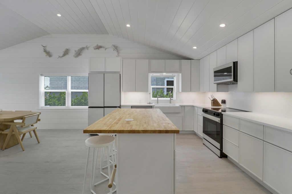 2443 E Edgewater Drive - Photo 21
