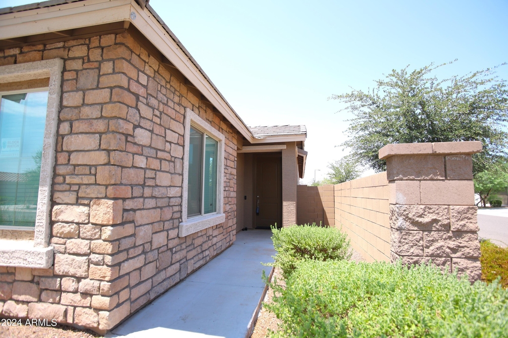 9210 W Willow Bend Lane - Photo 3