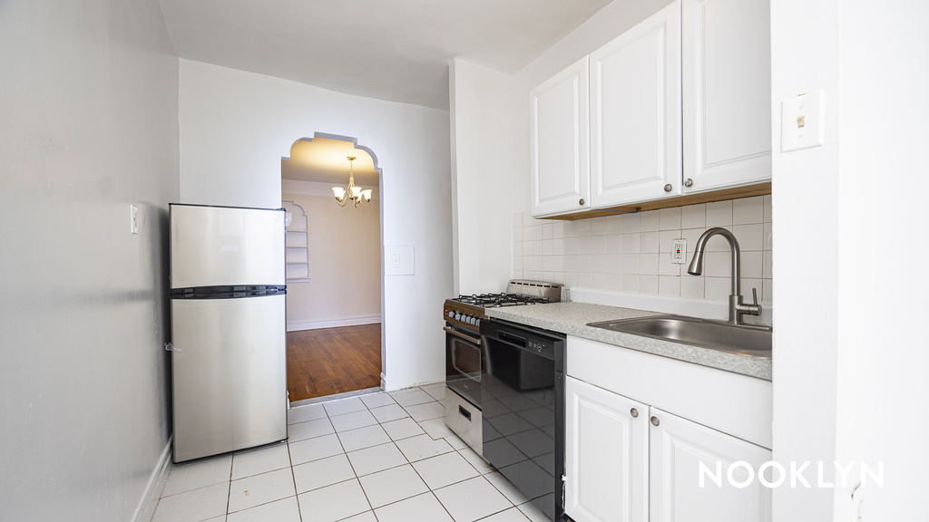 102 Albemarle Rd - Photo 1