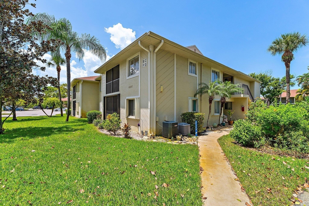 6540 Chasewood Drive - Photo 35
