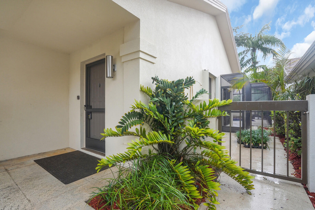 112 Inner Harbour Way - Photo 3