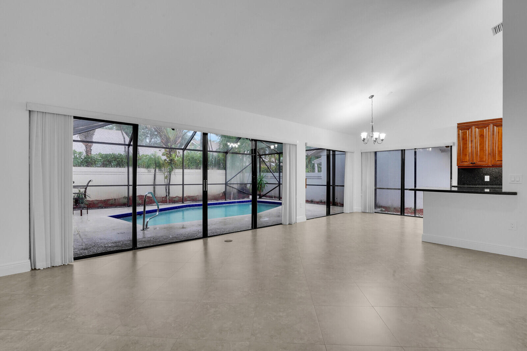 112 Inner Harbour Way - Photo 10