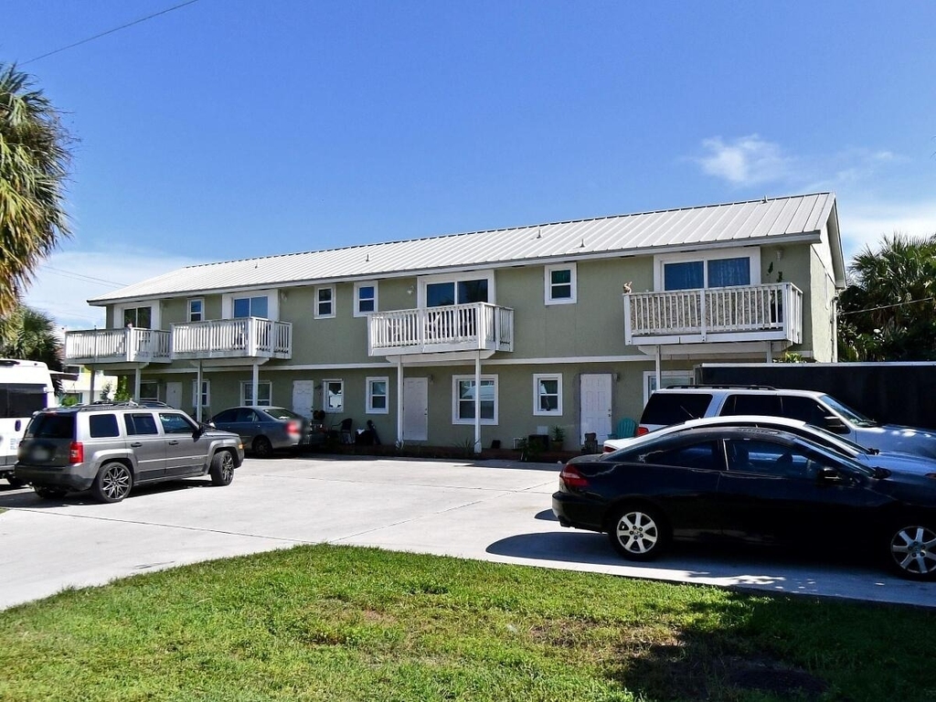 1807 Saint Lucie Court - Photo 0