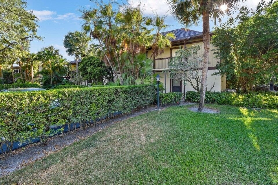 13334 Polo Club Road - Photo 11