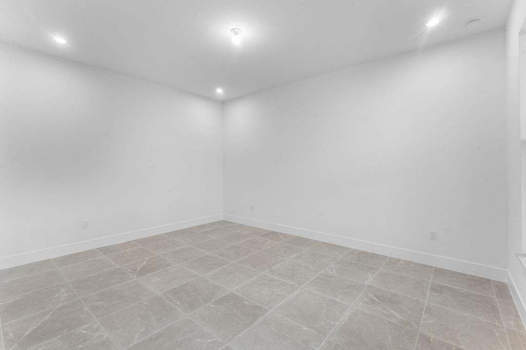 888 Sw Newfield Avenue - Photo 19