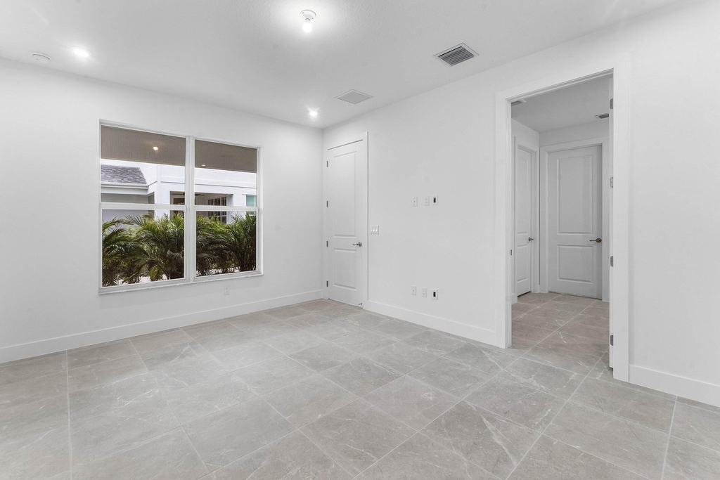 888 Sw Newfield Avenue - Photo 20
